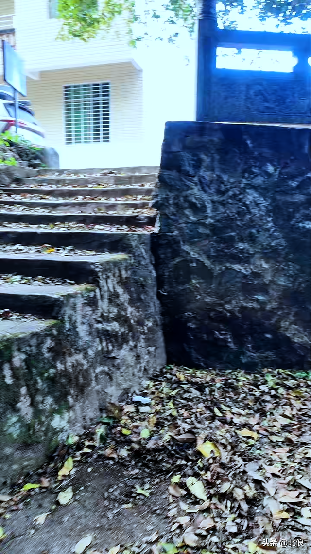 岸底村山洞水源污染究竟源于何处？曾经清澈的泉水只存于回忆中