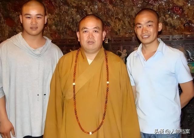 王宝强也没想到	，释永信毁灭牵出前妻马蓉旧事，自己差点“垫背”