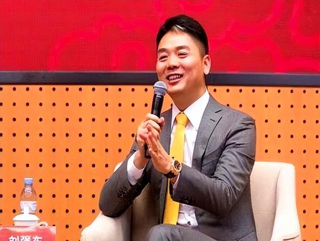 刘强东又上新闻联播，这次信号更强烈了！