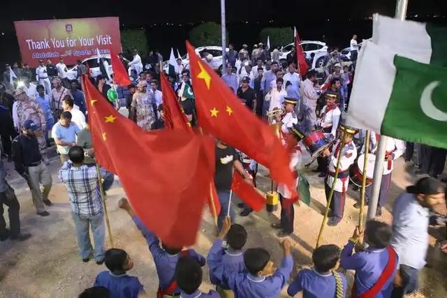 法国专家坦言：教会了中国核能技术，如今各个方面却被中国反超