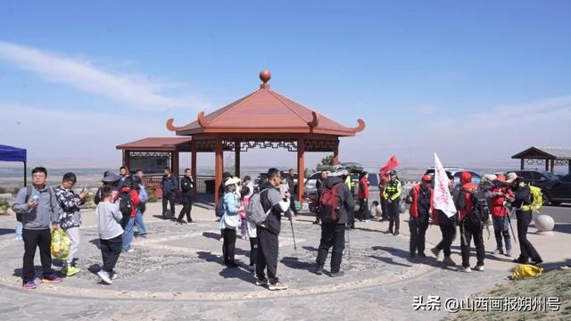 广武长城：国庆假期游人如织