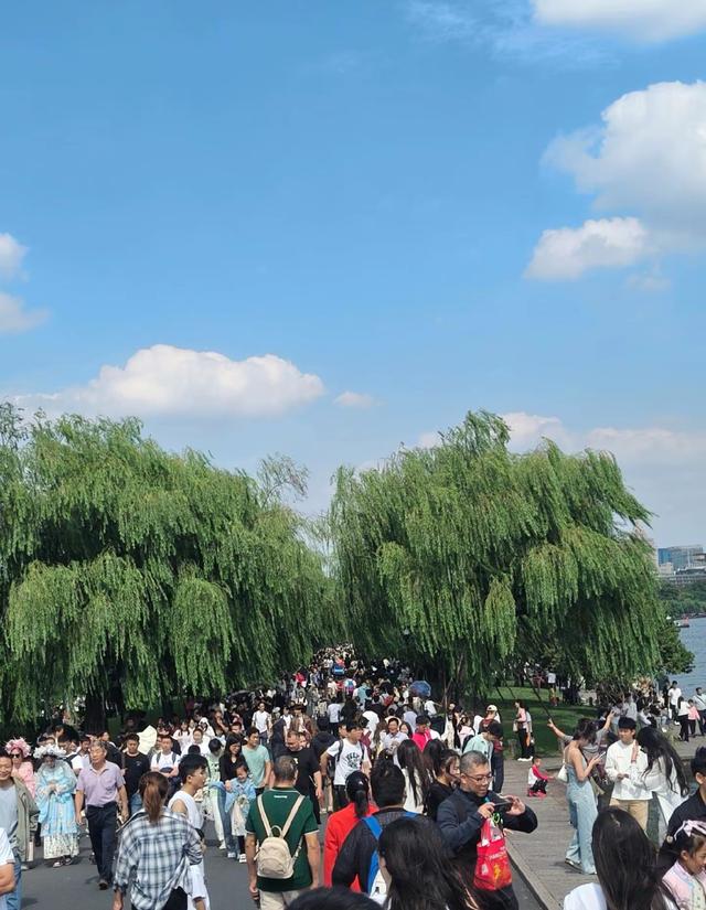 国庆旅游即将最堵的20大景点，看看有你的目的地吗？