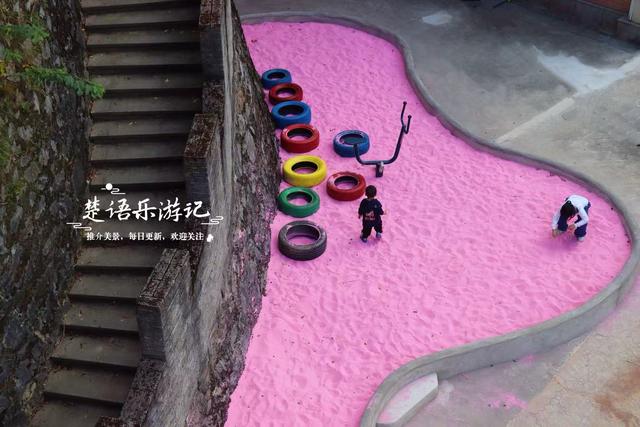 真的好美！宁波宁海这个山村被群山环绕，禅寺竟成露营及休闲胜地