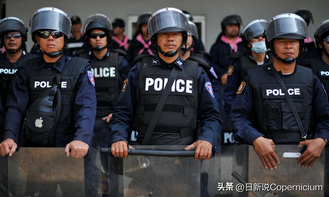 肯尼亚IT精英哭诉：泰国移民局送我入缅甸魔窟？