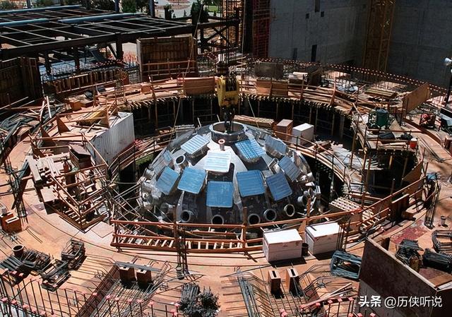 外媒感慨：中国科技太可怕，又发明出足以应对核聚变的超级钢！