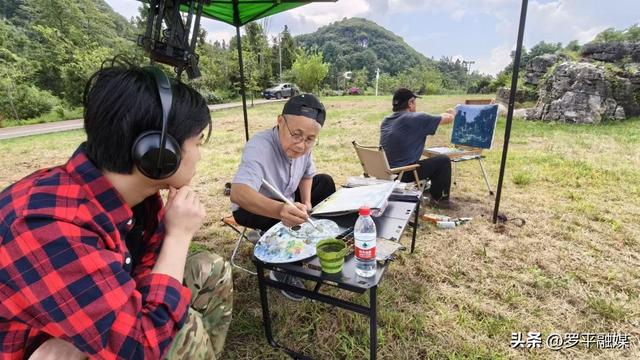 多地游客奔赴罗平云上花乡 开启清凉避暑旅居时光