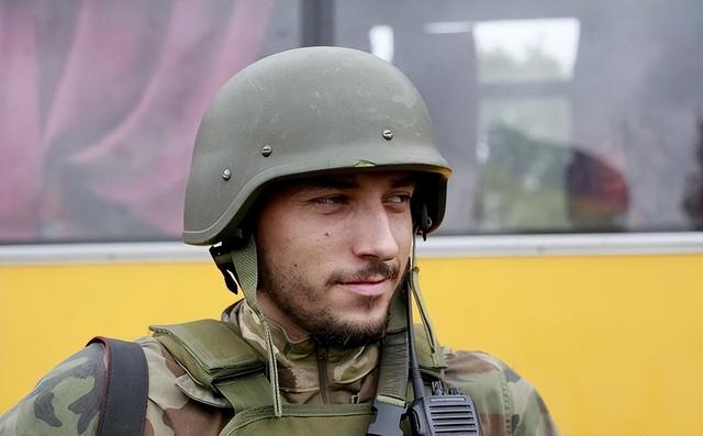 泽连斯基突然翻脸，通知中方做好全面准备，迎接乌克兰的最新制裁