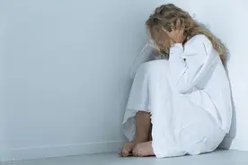 叛逆即“疯魔”？1887精神病院的恐怖真相，虐疗黑幕惊碎三观图片