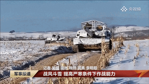 红警“幻影坦克”成真？俄军改装T-80坦克，能挡100台FPV无人机？