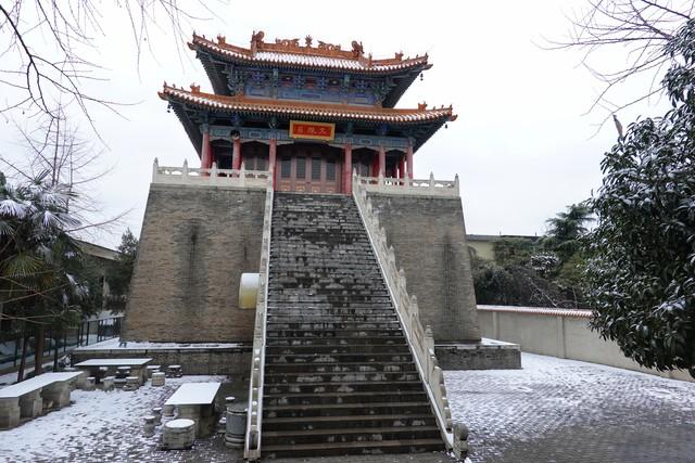 揭秘尼姑庵的黑暗面：尼姑平均年龄不到25，香客人来人往究竟为何