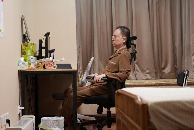 老天太残忍！蔡磊妻子痛苦自曝处境，丈夫濒临死亡，可怜6岁儿子