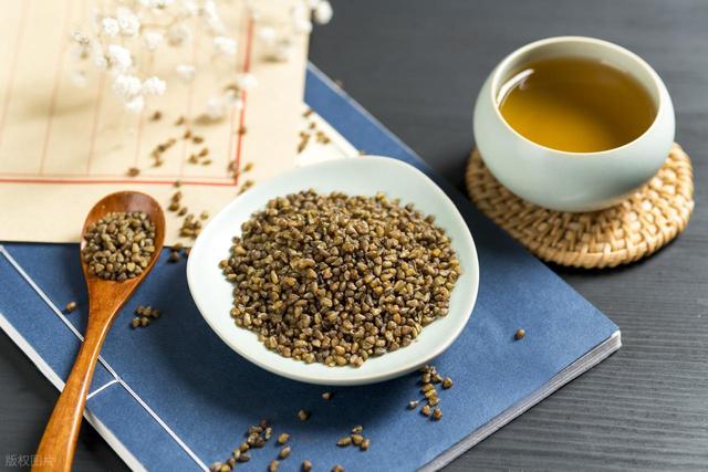 苦荞麦茶的神奇功效大公开，还有花式喝法等你试！