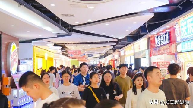 赋能文旅新标杆！宇宙中心万家丽助力江西铜鼓焕新冬日文旅