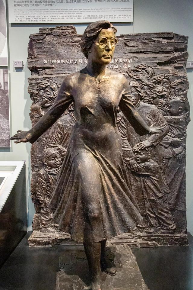 一条穿越黑暗，抵达光明的铭记之路！