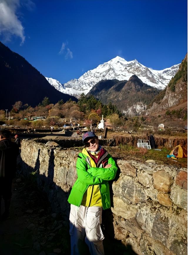 雨崩，一个让人语崩的地方（二）冰湖，上帝的最后一滴眼泪