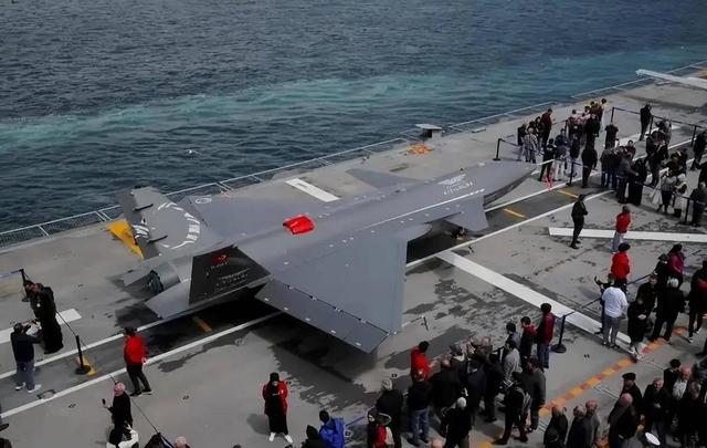 对标辽宁舰，土耳其6万吨级航母最终成就全能型旗舰