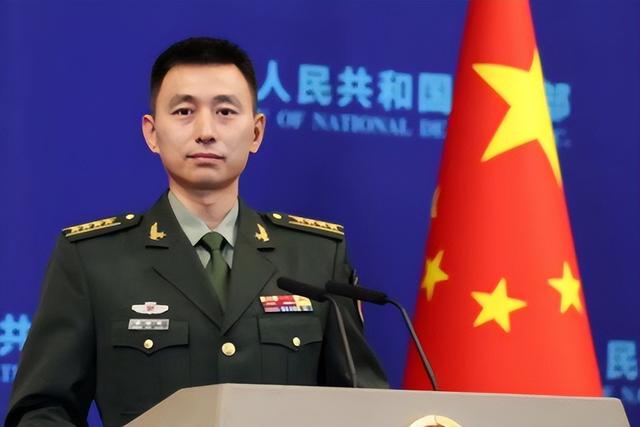 事态严重了，日本连开3枪，蔡英文已离岛，解放军通牒发往东京