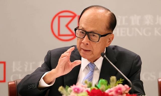 最后3天，沉默两个月后，中方终于将军，李嘉诚恐将卖国