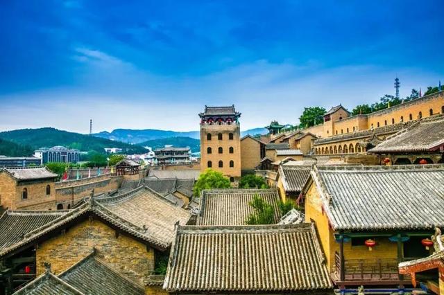 来山西 将太行一号旅游公路的秋色尽收眼底