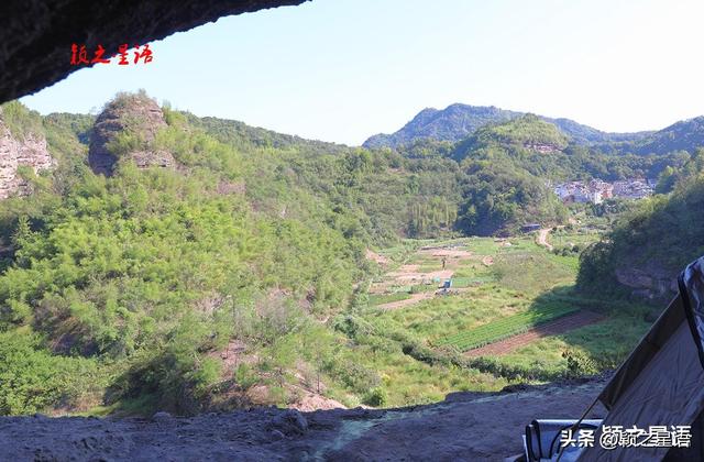 丹霞奇观飞鹰道，横挂绝壁的空中走廊，奇绝！