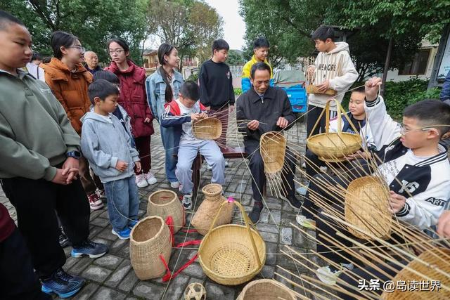 下午察：放雪假促经济？