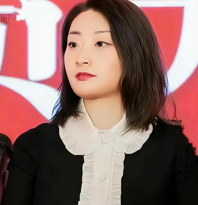 官媒发文！宗馥莉再破"天花板"	，让亲叔宗泽后和商界刮目相看