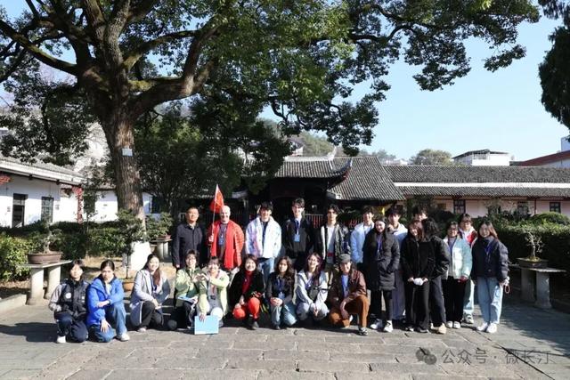 “飞虎缘·汀州情”2025年中美青少年文化交流冬令营团员深入长汀参观交流