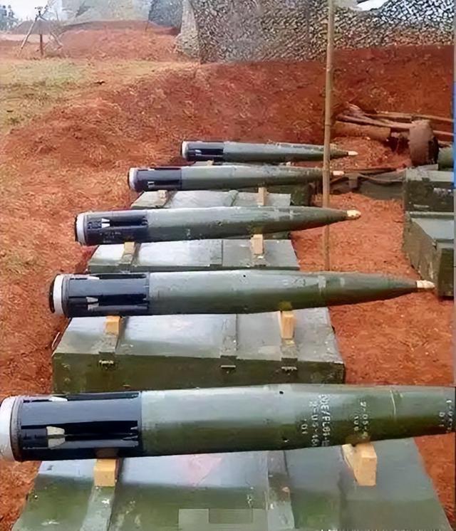 阅兵结束，中方专机离朝，临走前送给平壤3句话，美日韩开始增兵