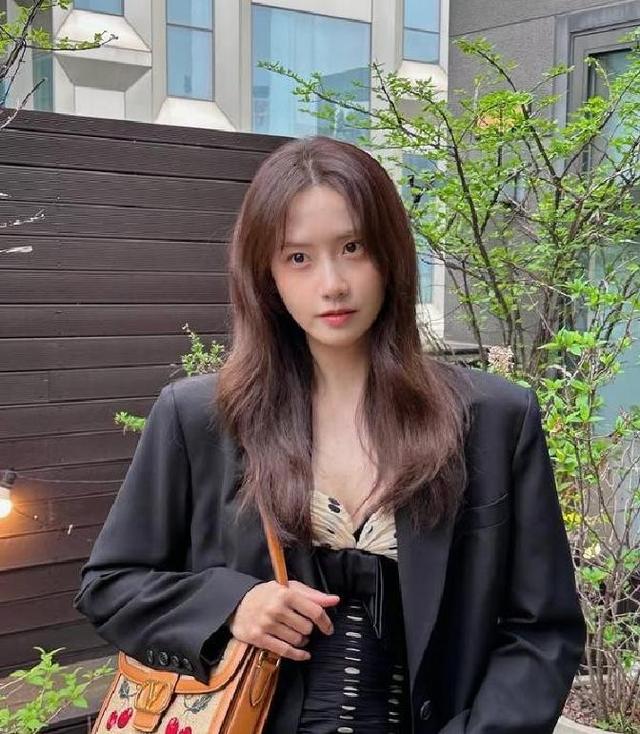 Jisoo意外跌出前五！韩国最美女艺人TOP10,冠军人选被赞实至名归