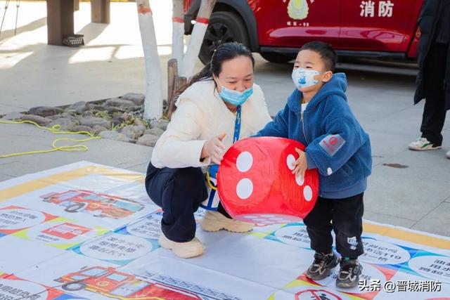 消防宣传月 | 铁花映蓝焰·古巷守平安！这场沉浸式宣传太圈粉～