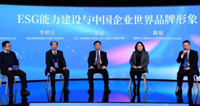 超40万亿美元！中国突然涌入万亿资金，普通人该如何避险