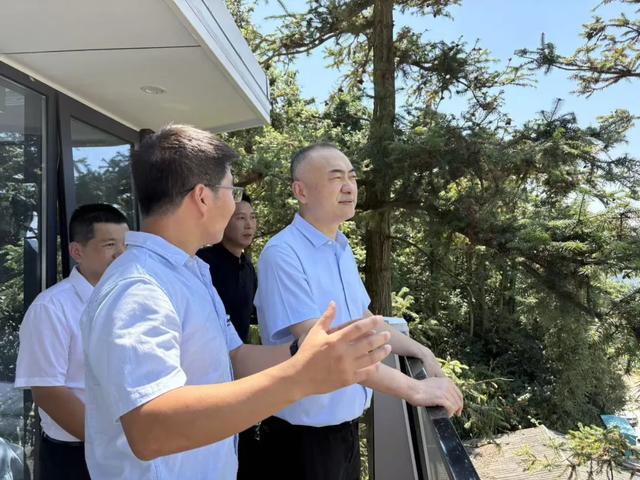 【湾里时政】局党工委主要负责同志调研牧云峰景区运营工作 强调要抢抓索道机遇 推动文旅提质升级