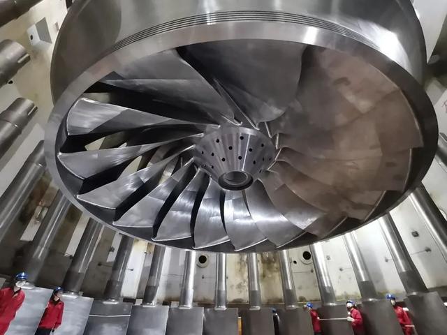 白鹤滩水电16台百万千瓦级水轮机的工作原理