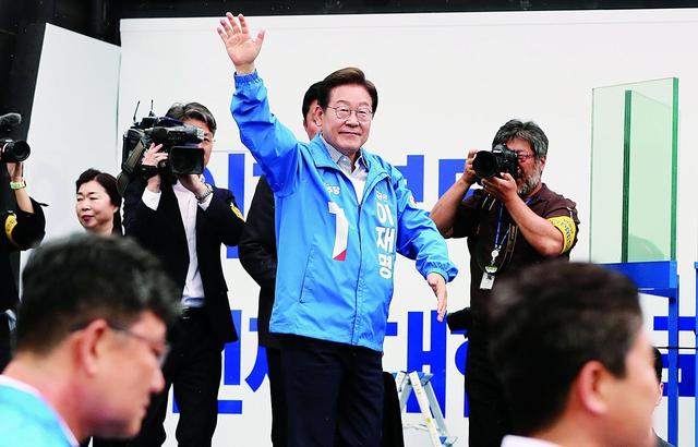 李在明没想到	，访华影响如此之大，刚一回国就收到了好消息