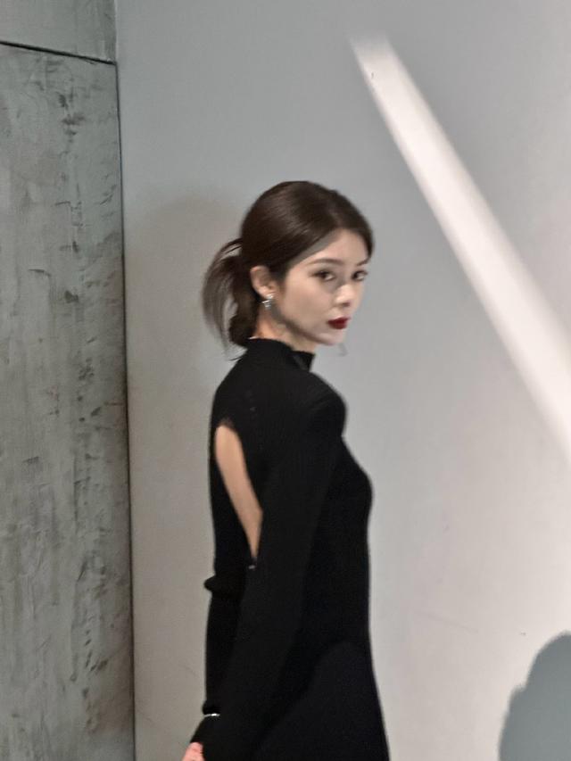 北京红毯太真实，杨颖险些走光	，钟丽缇挤出副乳，张雪迎脸僵肿