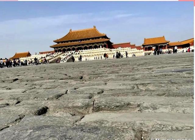 北京暴雨，故宫再现“千龙吐水”壮观景象，其有何特殊设计原理？