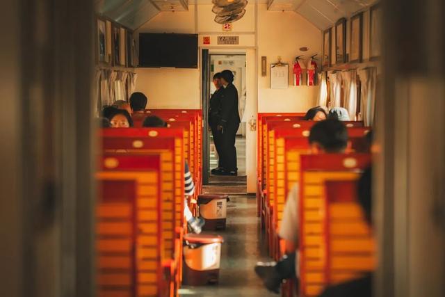 单程停7站、往返2小时！时速25公里的“小火车”，这里还有！