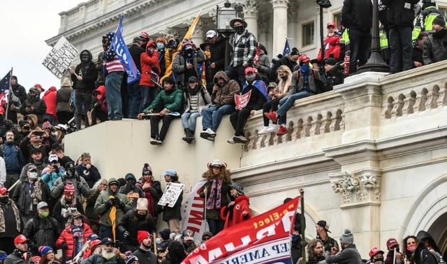 还在叫嚣！79岁鹰派狂妄宣称对华开战！川普却急撤关税，怕了？