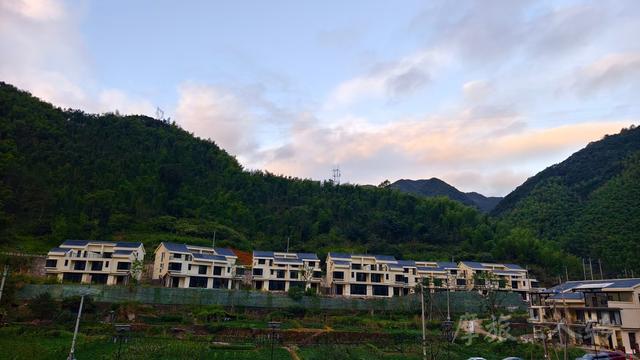 皖浙摩旅二人转——桐庐石舍村篇