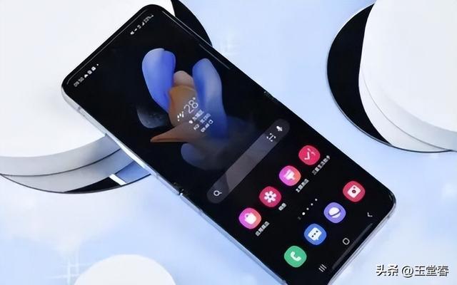 手机产业：全球出货量连跌9年，智能手机还卷得动吗？