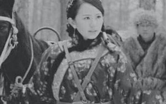 女匪首吕芪：一个鬼子睡一宿，五颗人头定终身，铁血抗日震太行