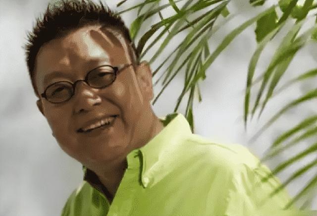 饭喂嘴里都不会吃, 和王为念离婚、艺名被收的小香玉, 终是自讨苦吃
