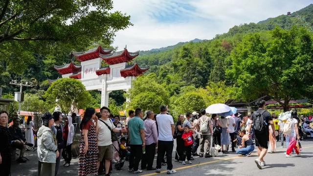 “吸睛”又“吸金”！韶关“双节”假期超火爆