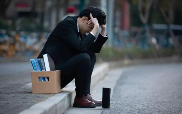 马云预言成真？2026年，手握存款的人，或将面临三大挑战