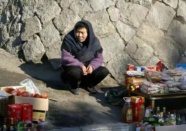船到朝鲜，船员有新发现，七八十年代乡村活法升级，令人不可思议