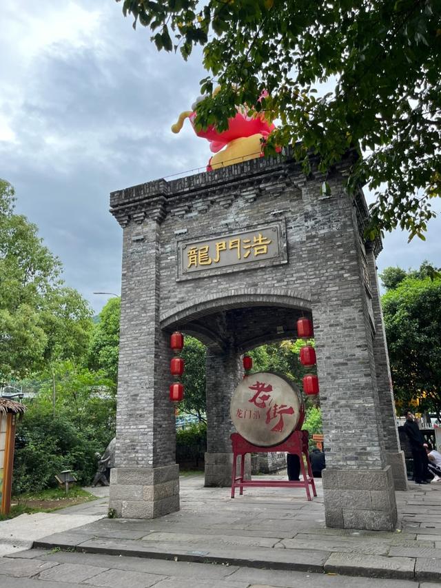 刚从重庆回来，说句大实话，能“劝”一个是一个！