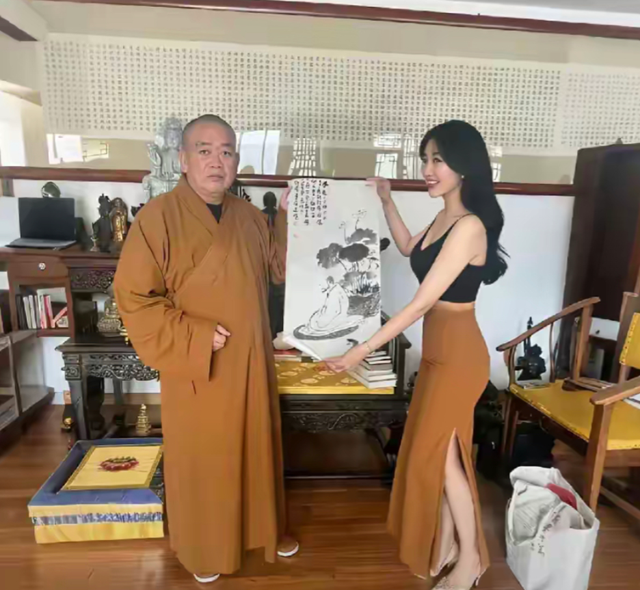 李湘不再隐瞒！公开与释永信真实关系，亲密照真相终于水落石出！