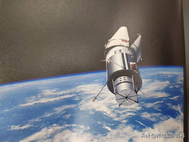 NASA唯一授权修复，《阿波罗：太空摄影史诗》值得你翻一辈子！