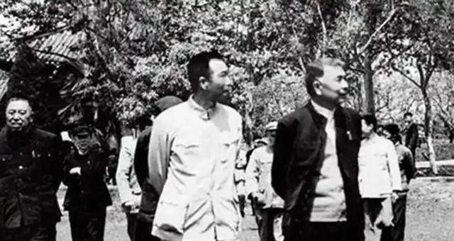 原河南省省长，后任辽宁省书记，自称是“农民的儿子”，享年81岁