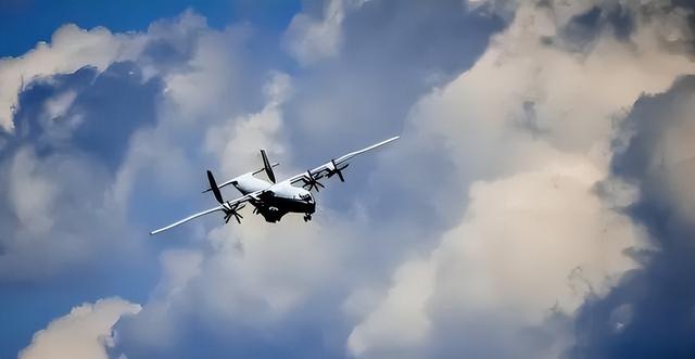 出大事了，美军发起“斩首行动”；俄“机毁人亡”；普京开始下令